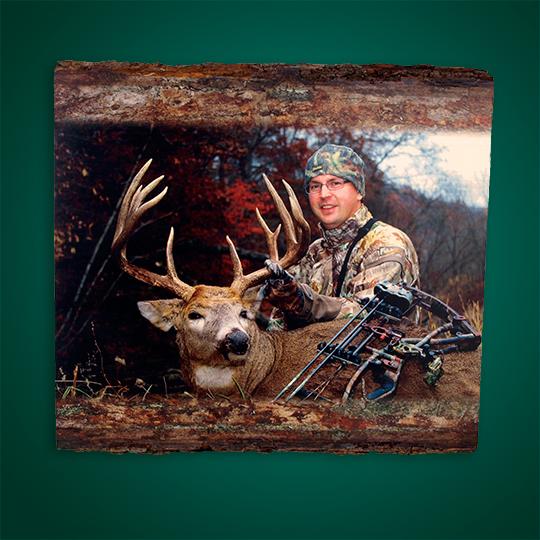 12Wood-Photo-Taxidermy-Deer-Hunt-Image